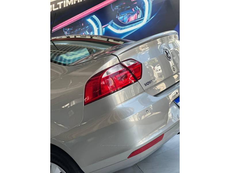 VOLKSWAGEN - VOYAGE - 2015/2015 - Cinza - R$ 41.900,00