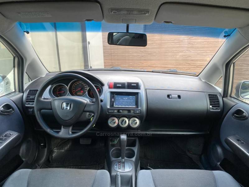 HONDA - FIT - 2004/2004 - Dourada - R$ 32.900,00