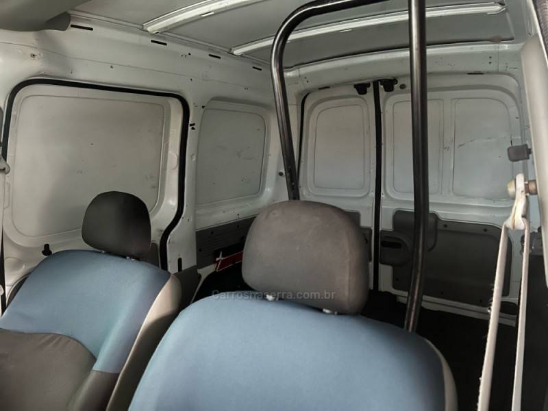 RENAULT - KANGOO - 2009/2009 - Branca - R$ 33.900,00