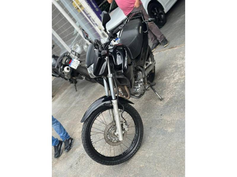 HONDA - NX4 FALCON - 2003/2003 - Preta - R$ 15.900,00