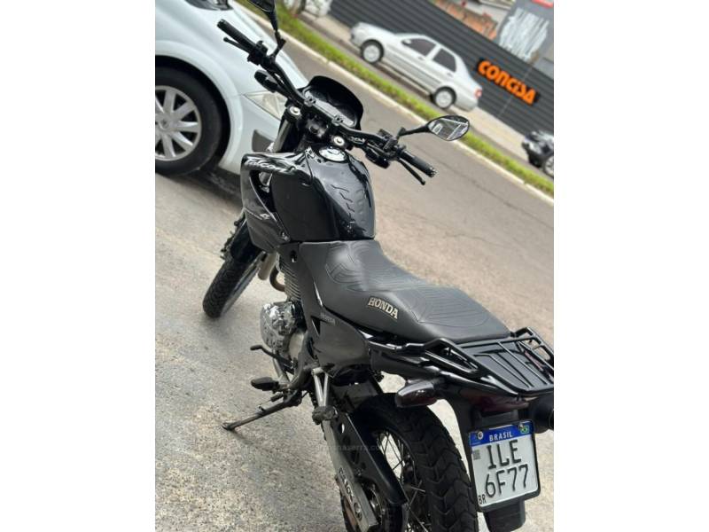 HONDA - NX4 FALCON - 2003/2003 - Preta - R$ 15.900,00