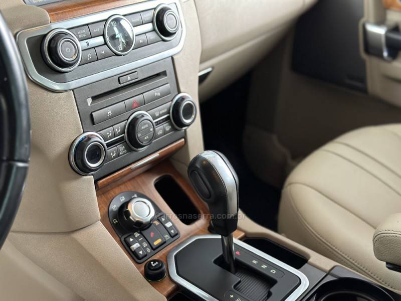 LAND ROVER - DISCOVERY 4 - 2010/2010 - Branca - R$ 79.900,00