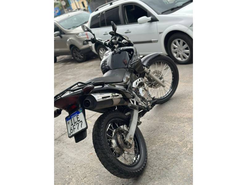 HONDA - NX4 FALCON - 2003/2003 - Preta - R$ 15.900,00