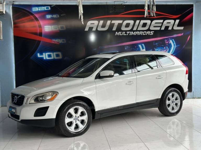 VOLVO - XC60 - 2011/2011 - Branca - R$ 59.900,00