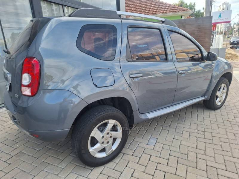 RENAULT - DUSTER - 2013/2013 - Cinza - R$ 49.900,00