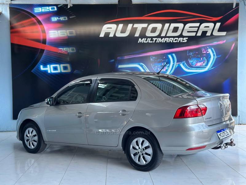 VOLKSWAGEN - VOYAGE - 2015/2015 - Cinza - R$ 41.900,00