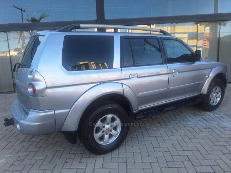MITSUBISHI - PAJERO - 2007/2007 - Prata - R$ 59.900,00