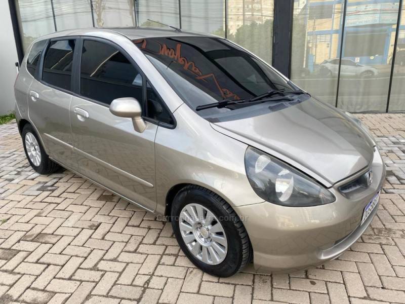 HONDA - FIT - 2004/2004 - Dourada - R$ 32.900,00