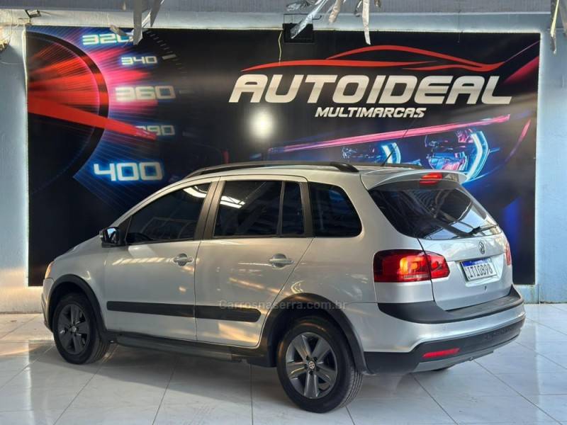 VOLKSWAGEN - SPACE CROSS - 2012/2012 - Cinza - R$ 45.900,00
