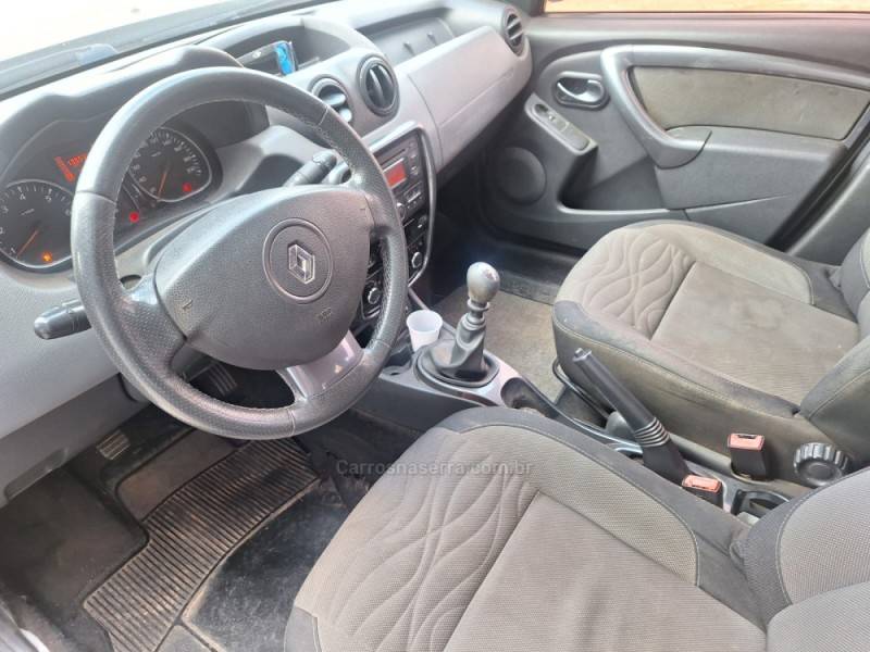 RENAULT - DUSTER - 2013/2013 - Cinza - R$ 49.900,00