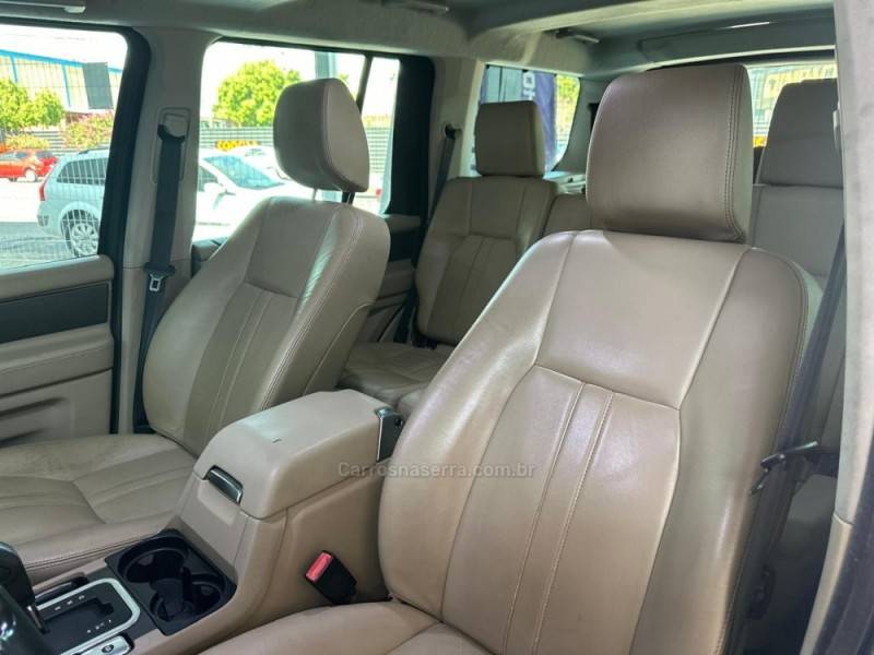 LAND ROVER - DISCOVERY 4 - 2011/2011 - Cinza - R$ 89.900,00
