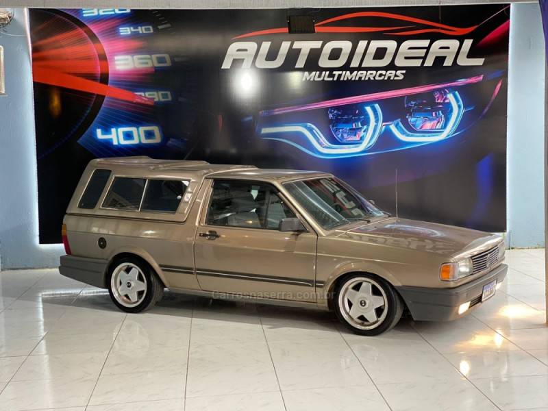 VOLKSWAGEN - SAVEIRO - 1991/1992 - Dourada - R$ 24.900,00