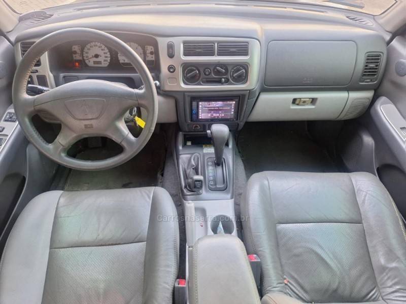 MITSUBISHI - PAJERO - 2007/2007 - Prata - R$ 59.900,00