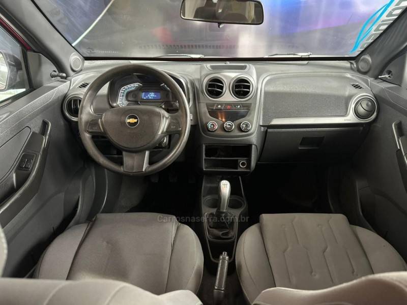CHEVROLET - MONTANA - 2012/2013 - Vermelha - R$ 43.900,00