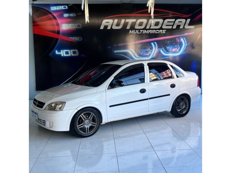 CHEVROLET - CORSA - 2003/2003 - Branca - R$ 23.900,00