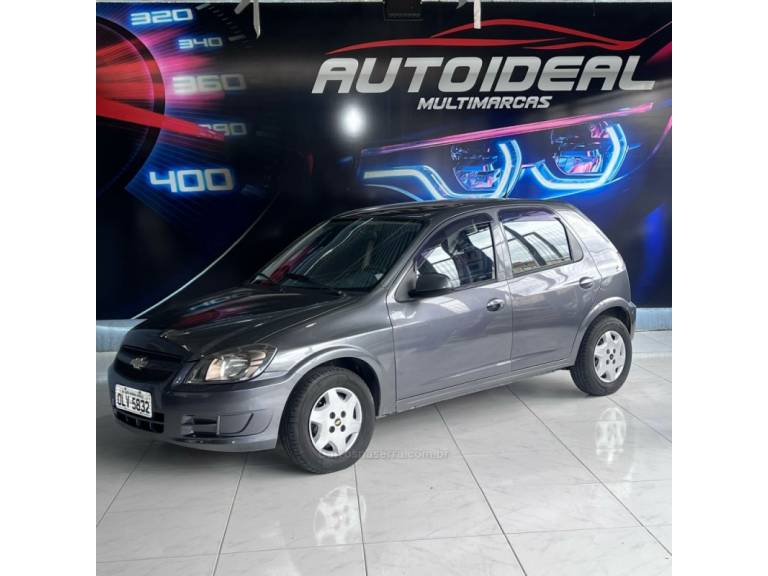 CHEVROLET - CELTA - 2012/2012 - Prata - R$ 31.900,00